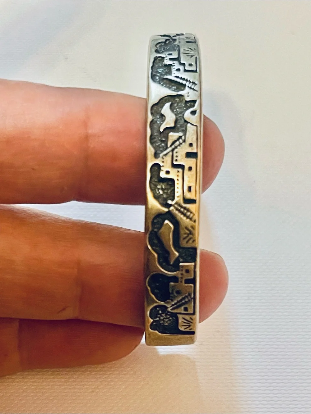 VTG Southwest Sterling Storyteller Pueblo Village Cuff Bracelet 22 G Sz 6